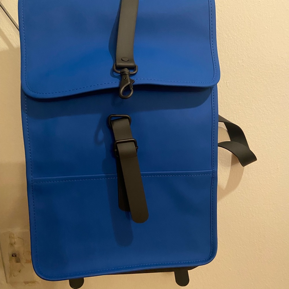 Rain Backpack waterproof , w laptop pocket, waterproof !